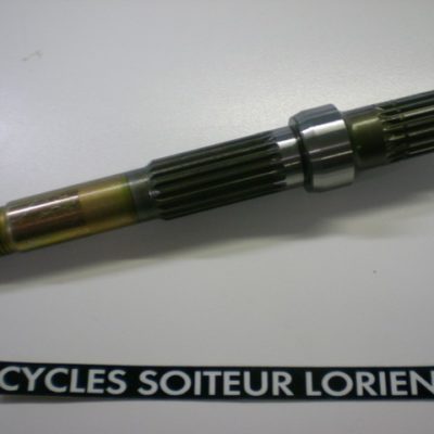 Axe roue arrière SYM GTS / JOYRIDE