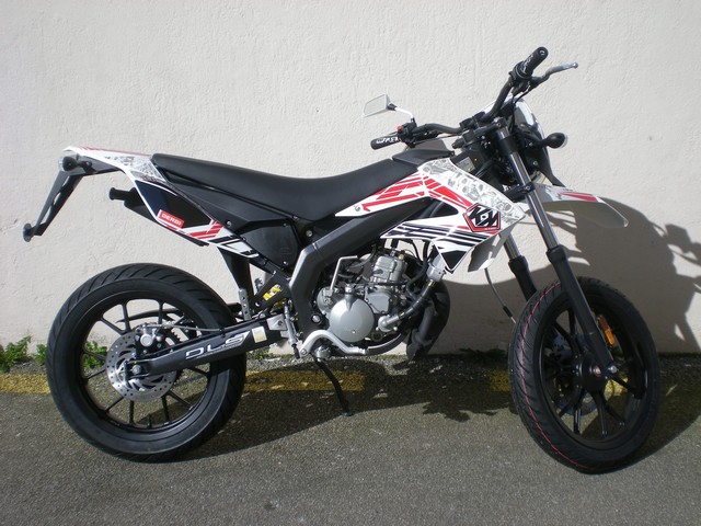 DERBI SENDA SM DRD X-TREME 2014 KUTVEK