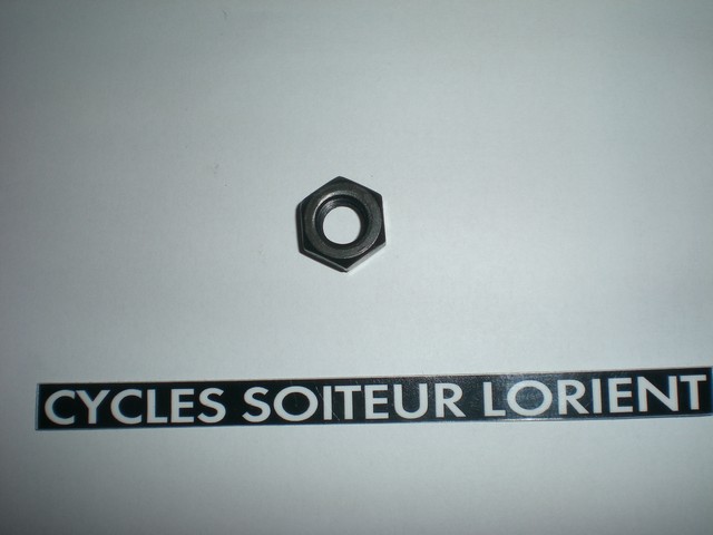 Ecrou variateur MBK ( scooters )
