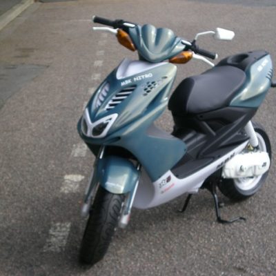 MBK Nitro bleu caméléon