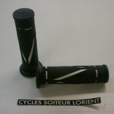 Poignées caoutchouc TUN'R ROADER noir / blanc