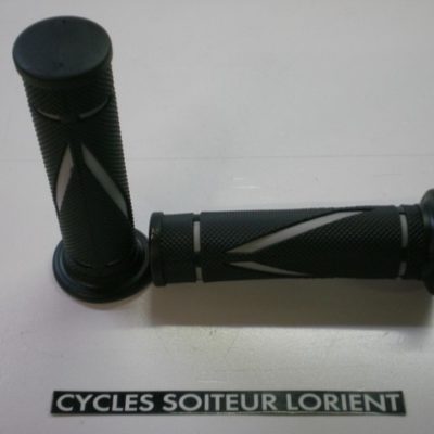 Poignées caoutchouc TUN'R ROADER noir / gris