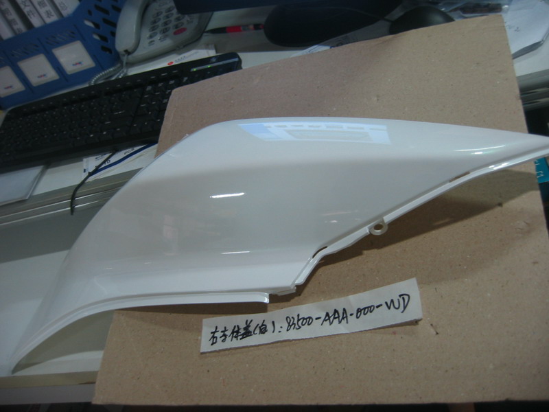 Coque arrière droit SYM CROX blanche ( WH8018P )