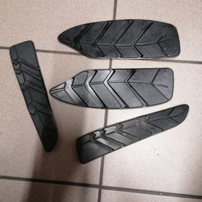 Revêtements marche-pieds SYM GTS