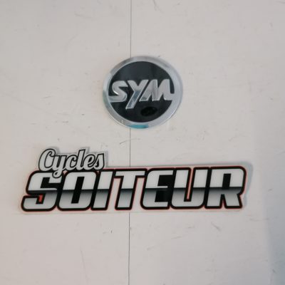Logo SYM