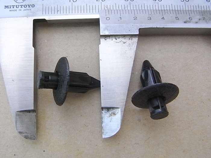 Clips plastique D6 SYM