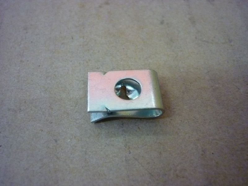 Agrafe SYM 4 mm