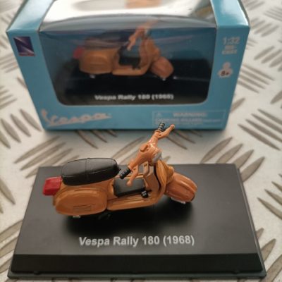 VESPA RALLY 180 1968