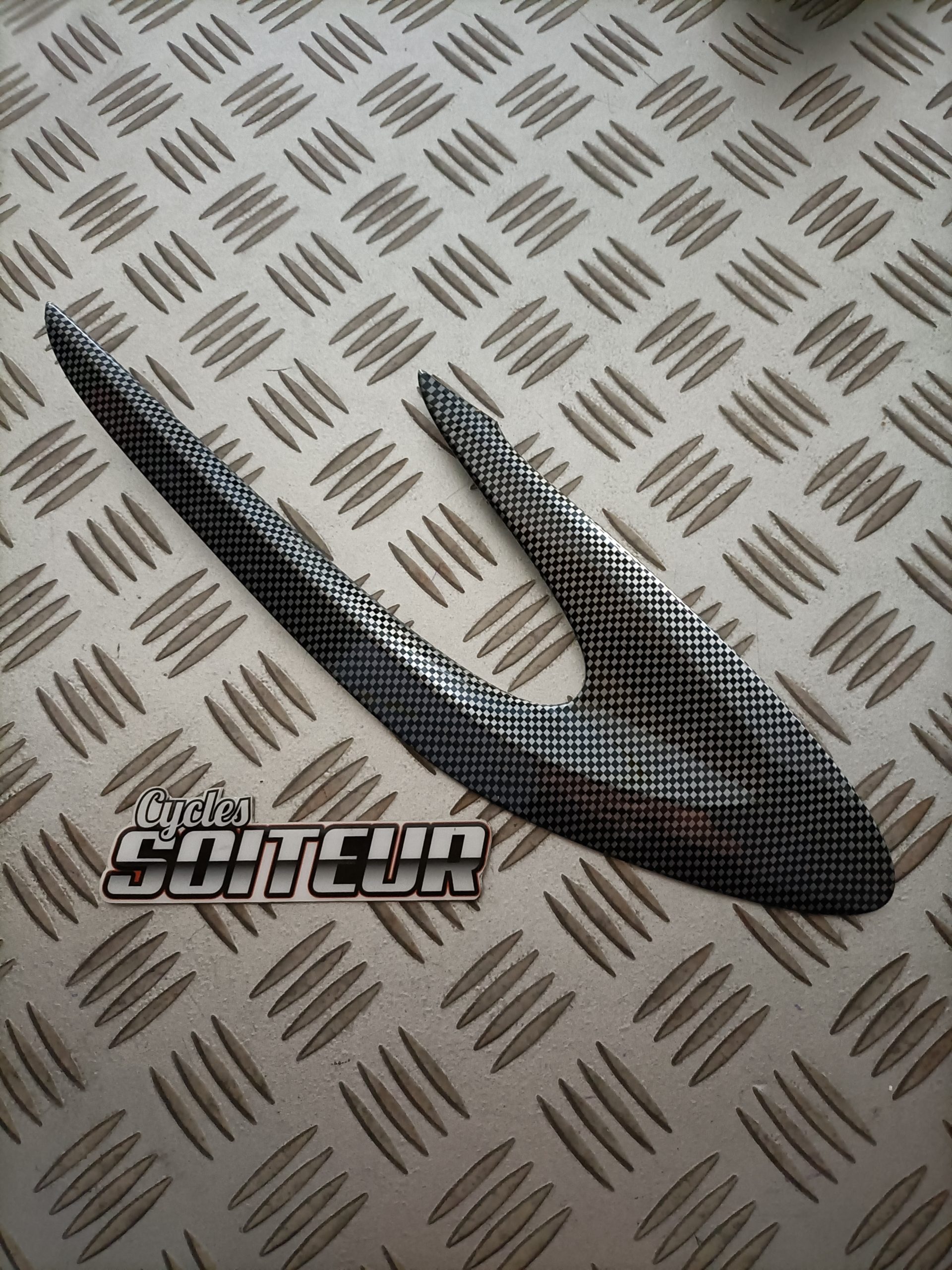 Enjoliveur droit SYM XS 125