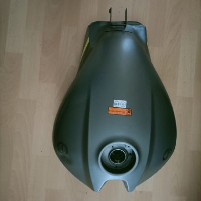 Réservoir d'essence BENELLI 702 S