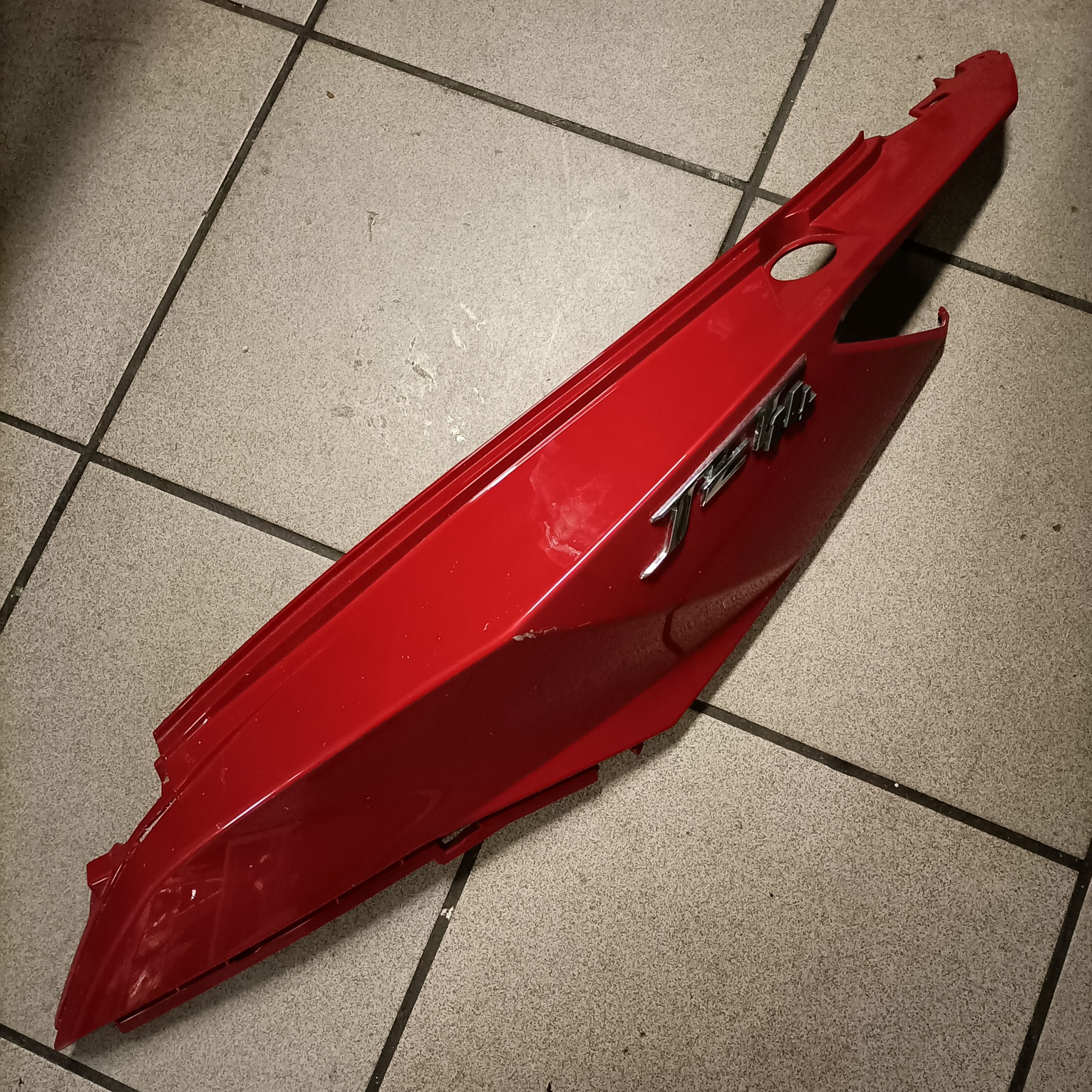 Carénage arrière gauche SYM JET 14