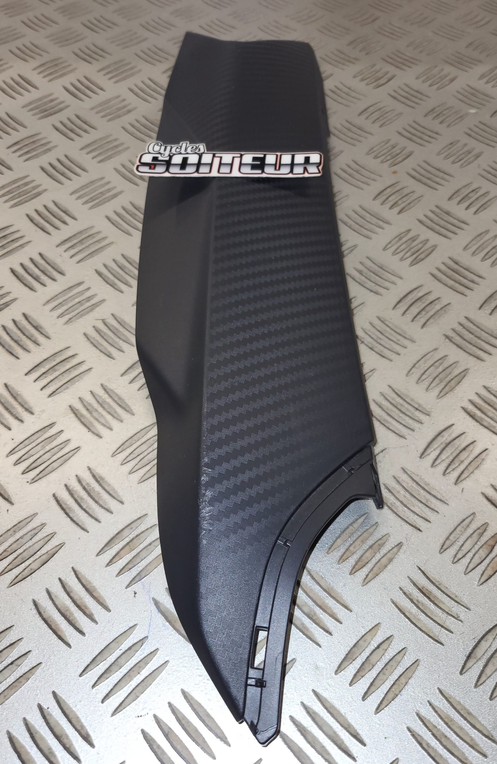 Carénage arrière gauche SYM JOYMAX 125