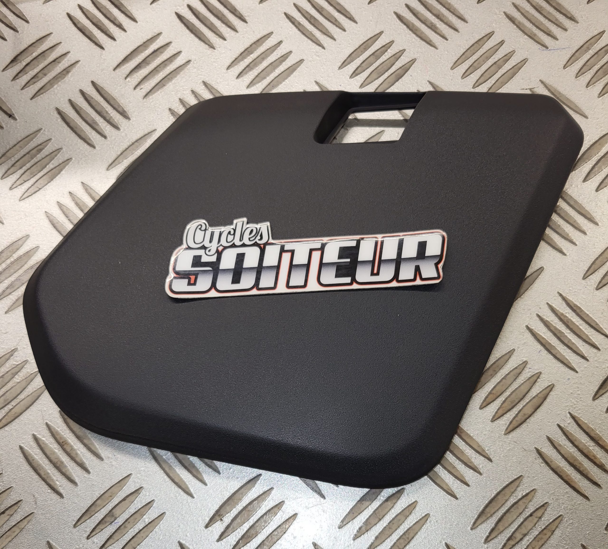 Trappe de boîte à gants SYM JOYMAX Z
