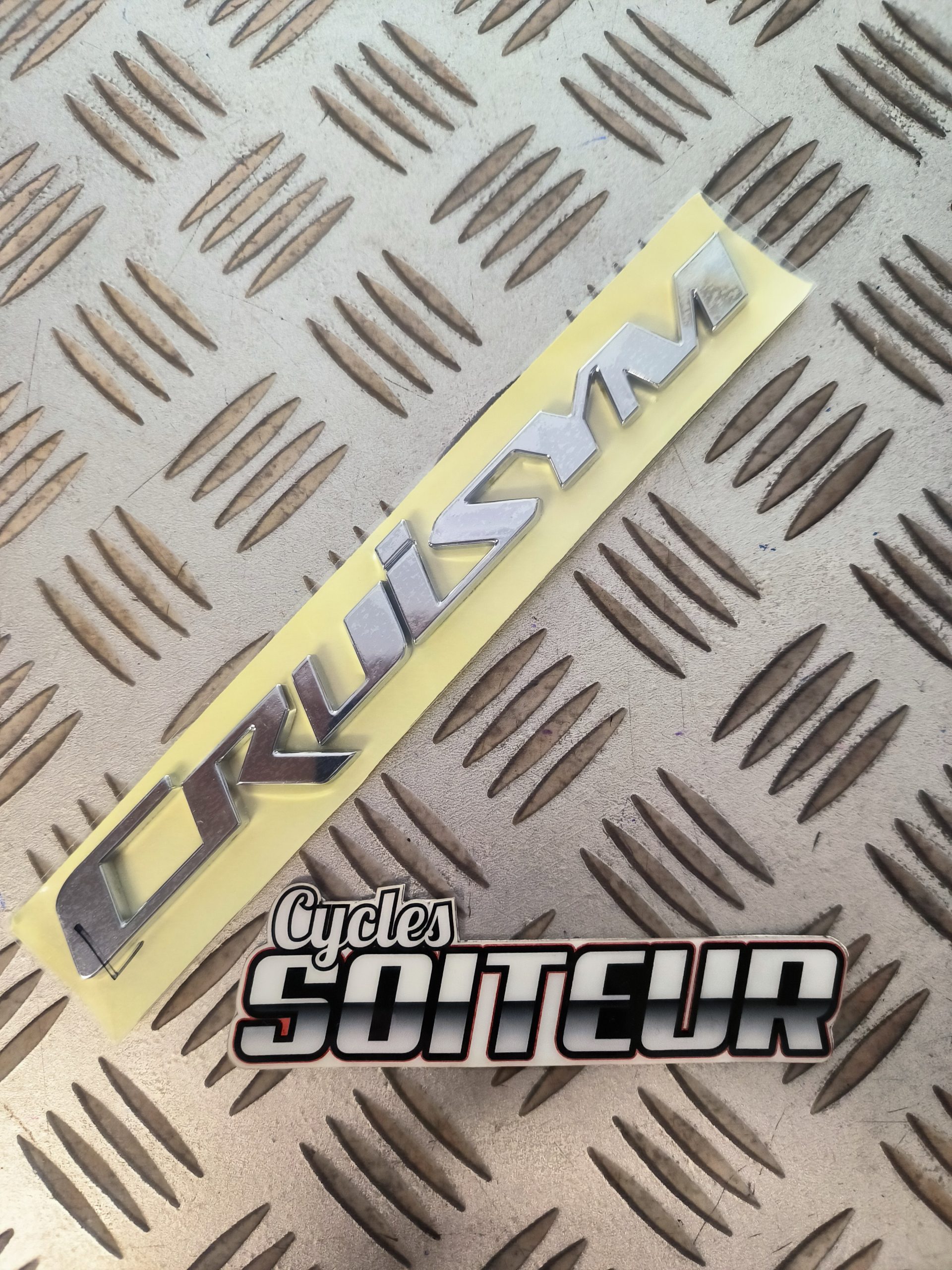 Autocollant ' CRUISYM '