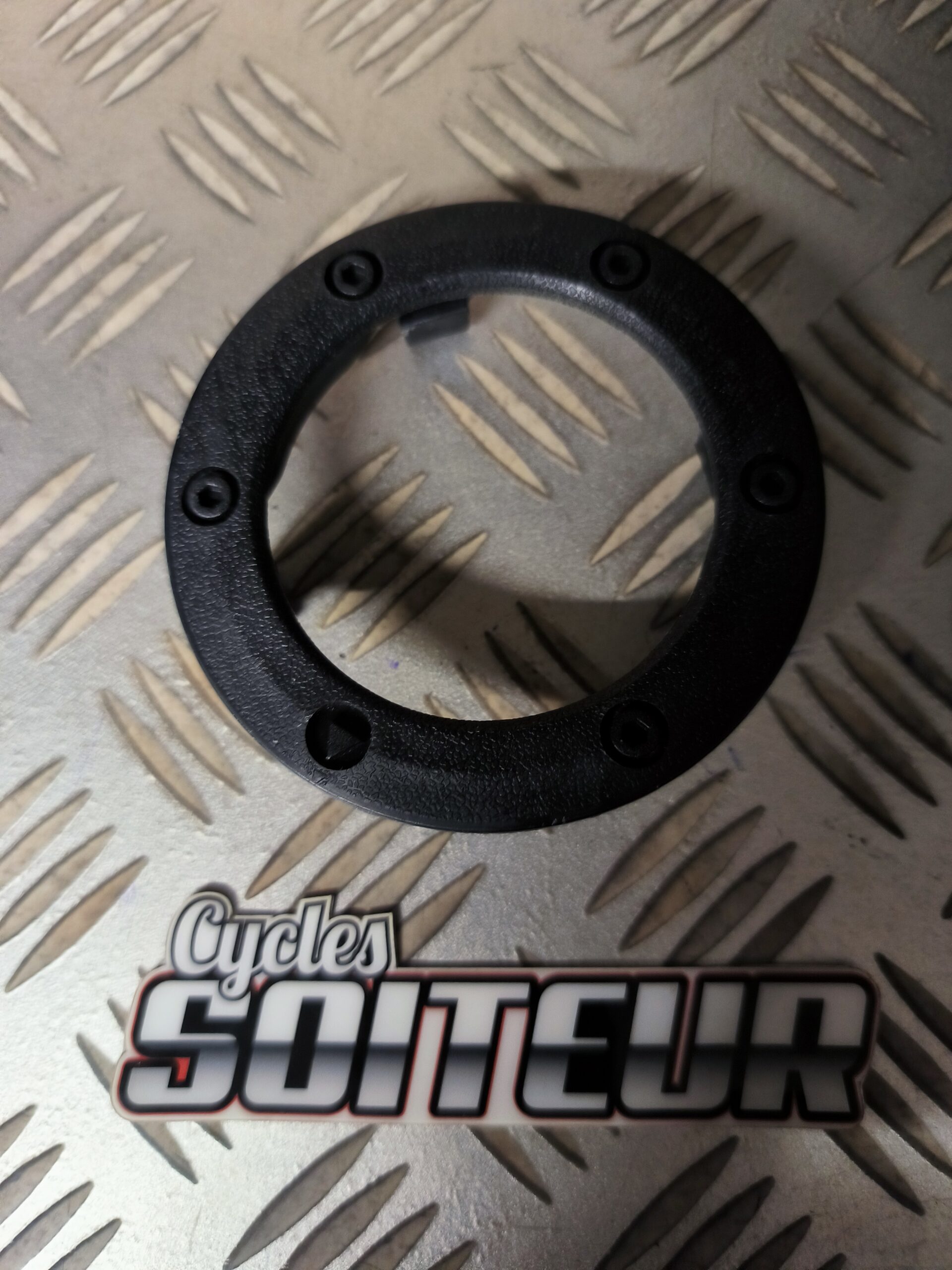 Entourage bouchon d'essence SYM ORBIT III - JET 4 RX - E-PRO - JET 14 EVO
